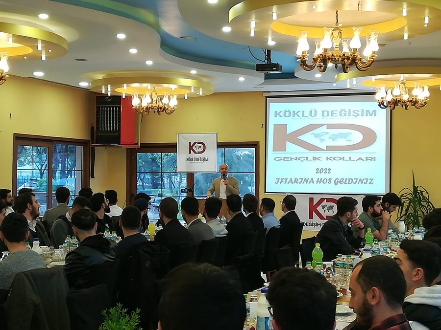 Click to enlarge image Istanbul_Genclik_TR_Iftarlar_26.04.2022_Pics_1.jpg