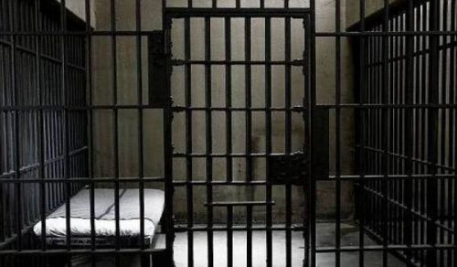 Pourquoi les anciens prisonniers politiques sont-ils à nouveau arrêtés?