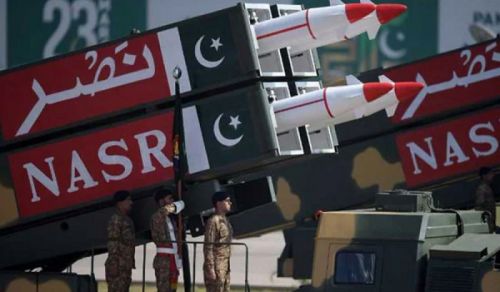 Les États-Unis fournissent à l&#039;Inde et à l&#039;entité juive les armes les plus récentes, tout en imposant des sanctions sur le programme de missiles balistiques du Pakistan