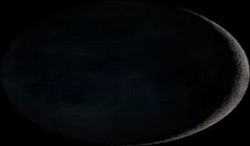 Voir le croissant de lune et les calculs astronomiques