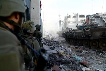 Ihr Herrscher in den Ländern der Muslime! Schämt ihr euch nicht? Fürchtet ihr nicht die Schmach im Diesseits und die Strafe im Jenseits? Seid ihr denn nicht bei Verstand?