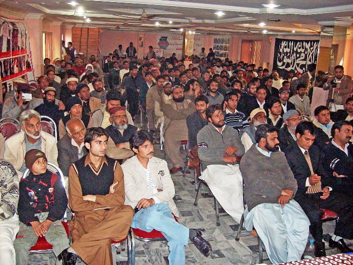 https://www.hizbut-tahrir.info/info/images_topics/Image/wilayat/pakistan/2009/20090125-nadwa-azad/pkevent090125%20Seminar%20Azad%20Kashmir%201.jpg