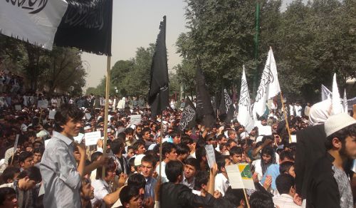 Hizb ut Tahrir/ Afghanistan: Wanafunzi Wanaharakati Wakiandamana dhidi ya Filamu Inayopinga Uislamu kwa Kumkejeli Mtume Muhammad (saw)