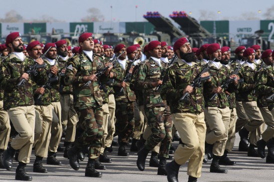 Pakistan Yöneticileri Amerika’nın Önderlik Ettiği Uluslararası Düzene Bağlılık Sözü Verdiler, Silahlı Kuvvetlerimizi Köleleştirdiler, Ekonomimizi Uluslararası Kuruluşlara İpotek Ettiler, Yönetim ve Siyasi Sistemimizi Batının Uşağı Yaptılar