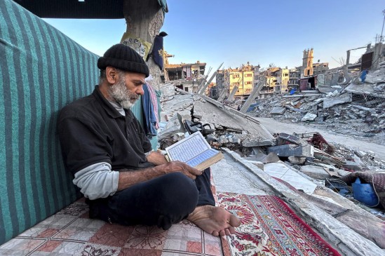İslam Devleti Yıkılmamış ve Müslümanların Halifesi Hayatta Olmuş Olsaydı, İslam Ümmeti Zaferler Ayında Böylesine Büyük Acılar Çekmezdi