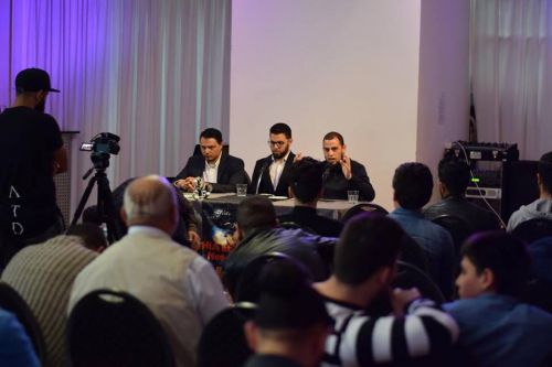 Hizb-ut Tahrir Hollanda: Seminer; &quot;Ey Avrupa&#039;daki Müslümanlar! İslam&#039;ı karalamalarına izin vermeyin&quot;