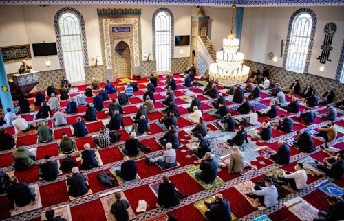 Allah’ın Evi’nde Gizli Görev: NTA’nın İhaneti ve İslam Karşıtı Politikanın Teşhiri