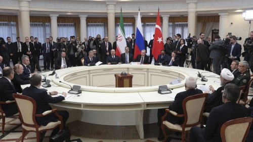 Astana Formatında Suriye Konulu 22. Yüksek Düzeyli Toplantı Öncesinde Suriye’nin Tronba Köyünde Bir Toplantı Düzenlendi, Toplantıda, Uluslararası Yollar ve Sınır Kapılarının Açılması Konuları Ele Alındı