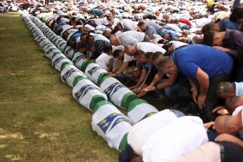 Srebrenitsa’dan 27 Yıl Sonra Hollanda’dan Özür